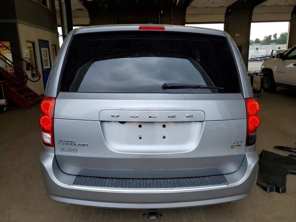 2C4RDGCGXHR799915 — 2017 DODGE GRAND CARAVAN photo 6