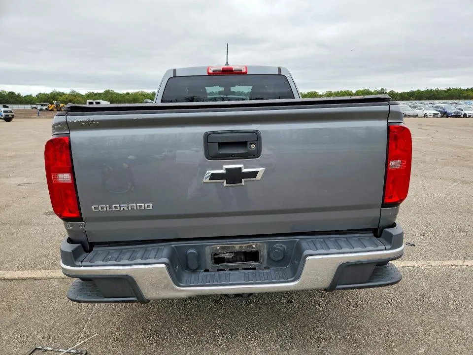 1GCHSBEA6K1104080 — 2019 CHEVROLET COLORADO photo 6