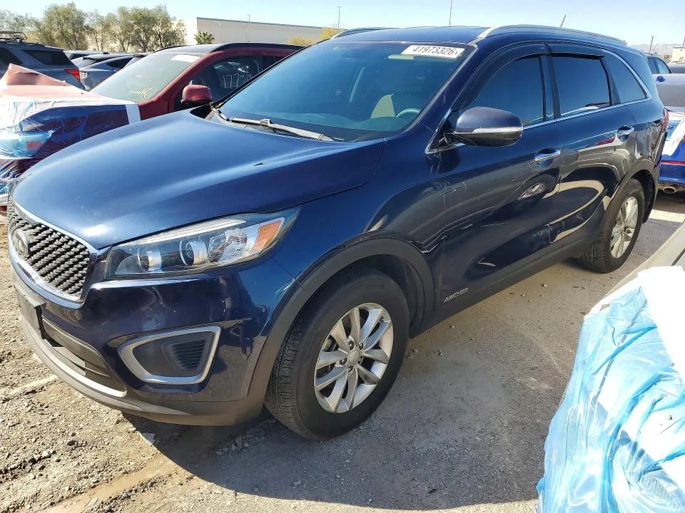 5XYPGDA54HG319841 — 2017 KIA SORENTO
