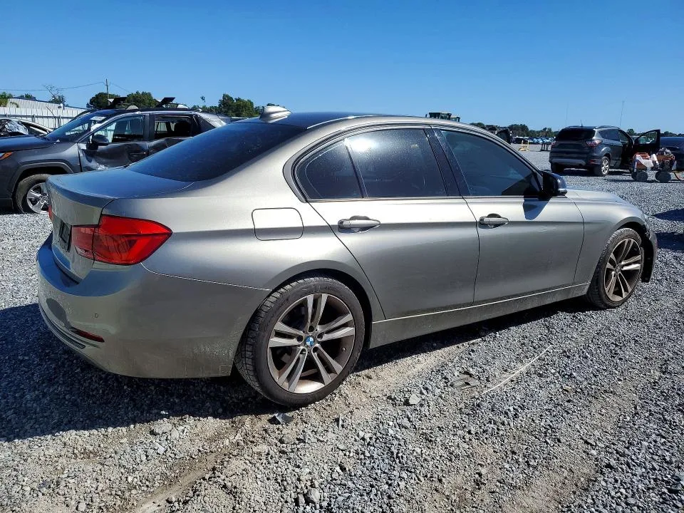 WBA8E9G59GNT87457 — 2016 BMW 328 photo 3