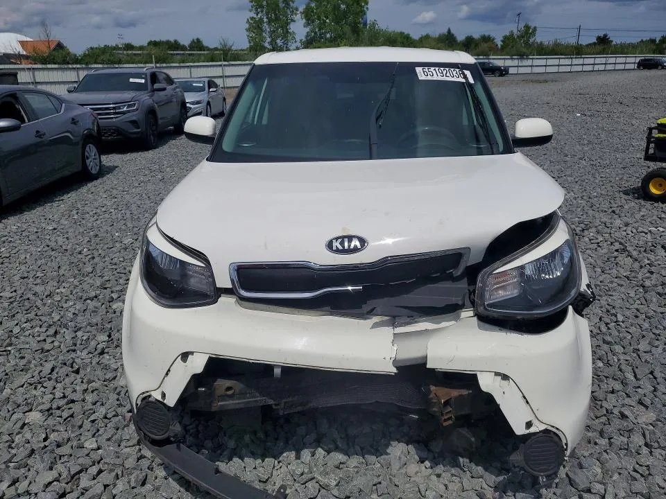 KNDJN2A20G7866591 — 2016 KIA SOUL photo 5