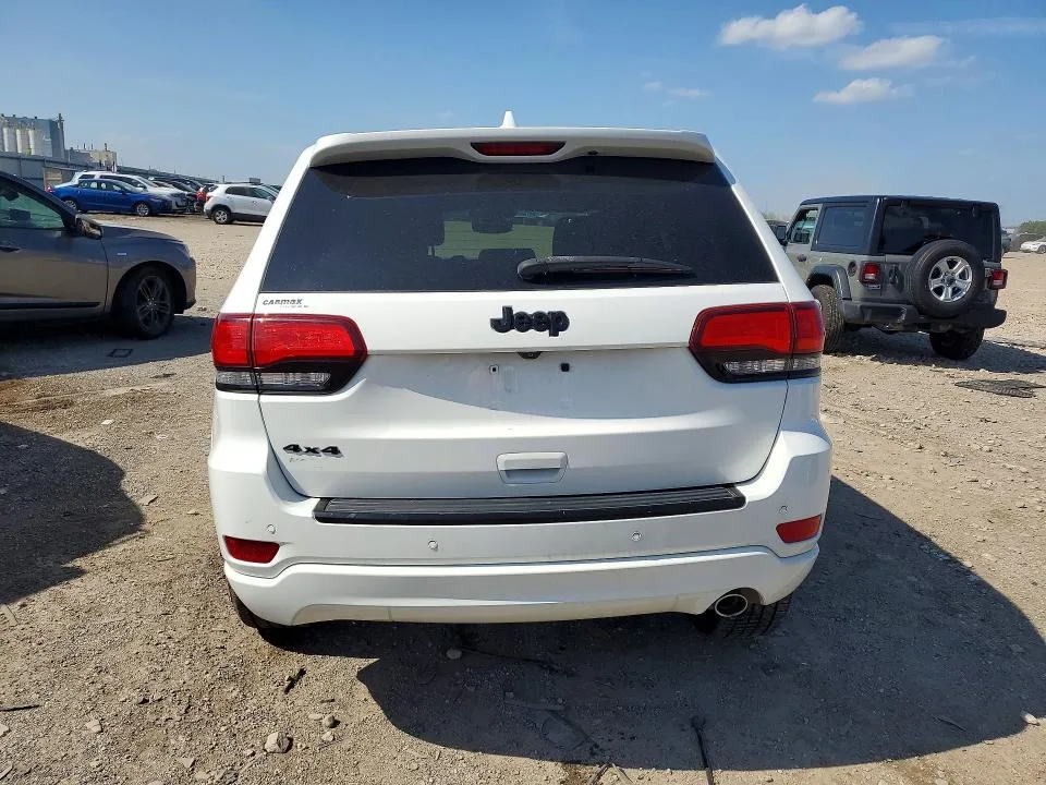1C4RJFAG7JC332469 — 2018 JEEP GRAND CHEROKEE photo 6