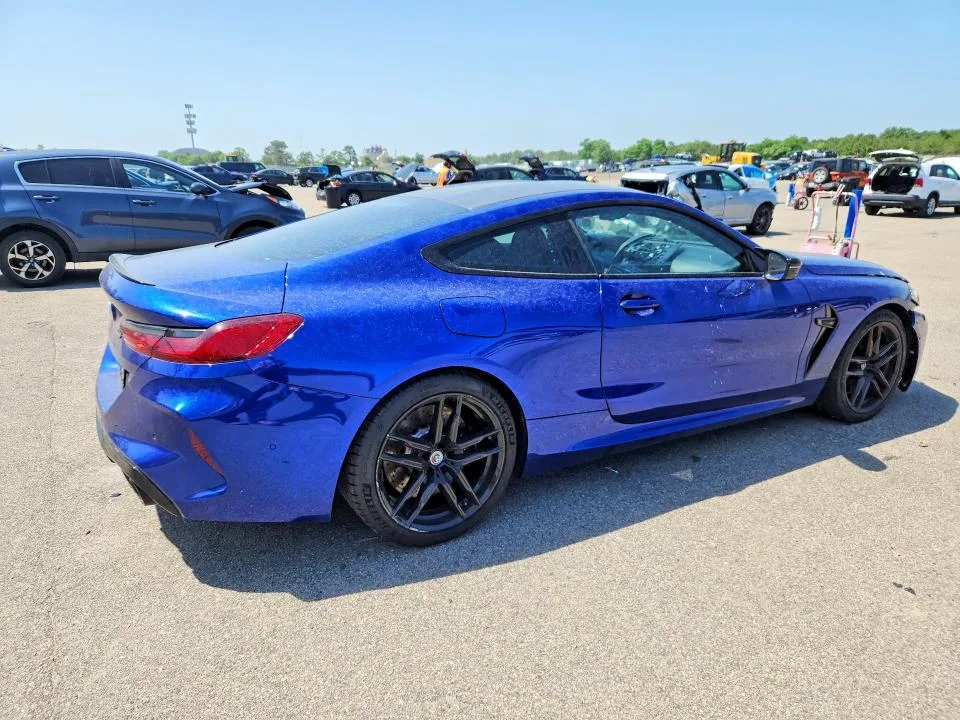 WBSAE0C07PCL57470 — 2023 BMW M8 photo 3