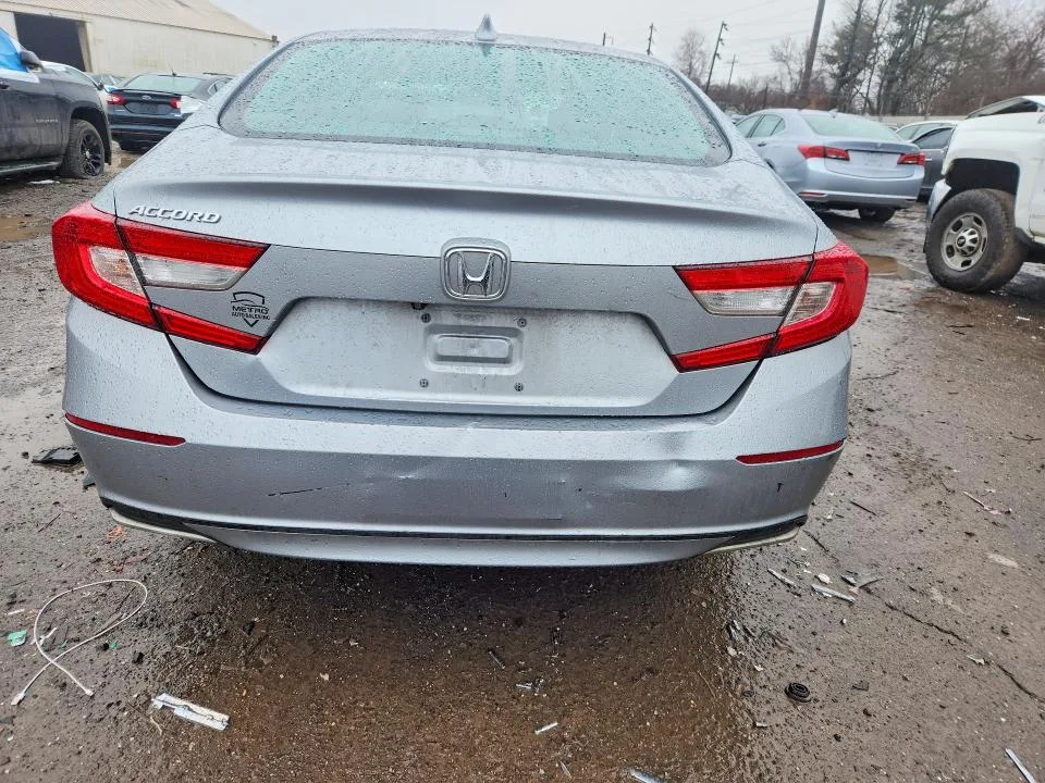 1HGCV1F58KA171083 — 2019 HONDA ACCORD photo 6