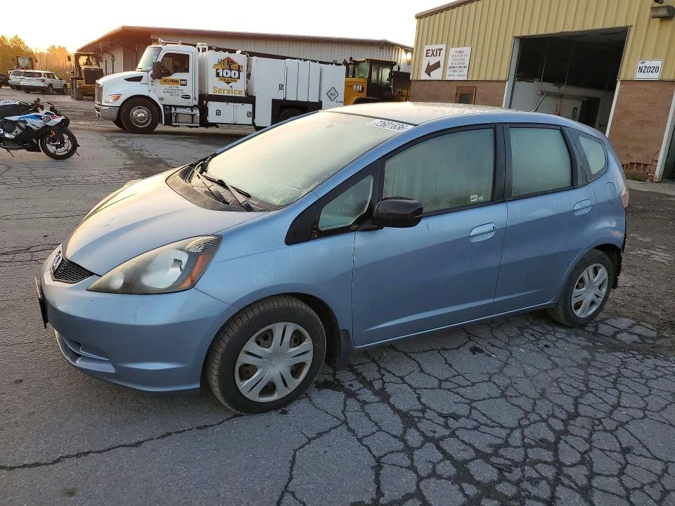 JHMGE8H34BC028073 — 2011 HONDA FIT