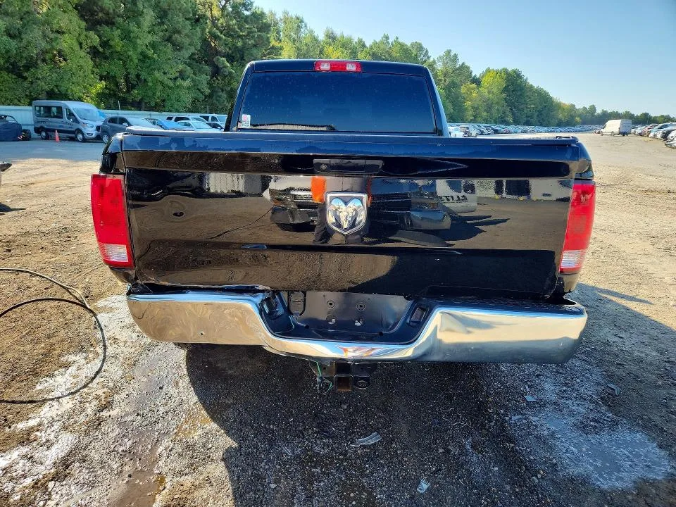 1C6RR6FG5KS630504 — 2019 RAM 1500 CLASSIC photo 6