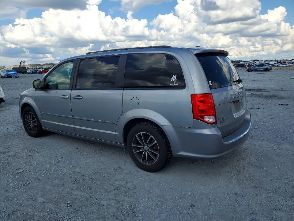 2C4RDGEG1HR697464 — 2017 DODGE GRAND CARAVAN photo 2