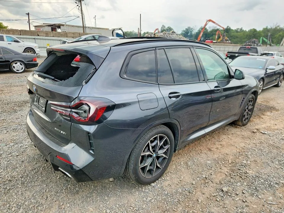 5UX53DP06N9N12101 — 2022 BMW X3 photo 3