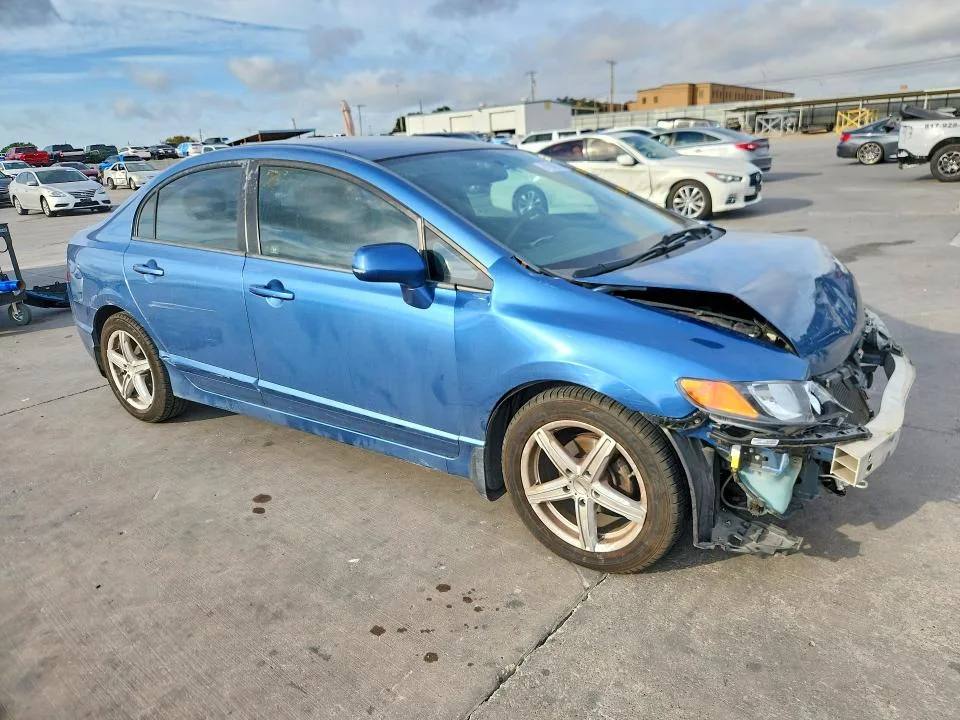 1HGFA16588L016250 — 2008 HONDA CIVIC photo 4