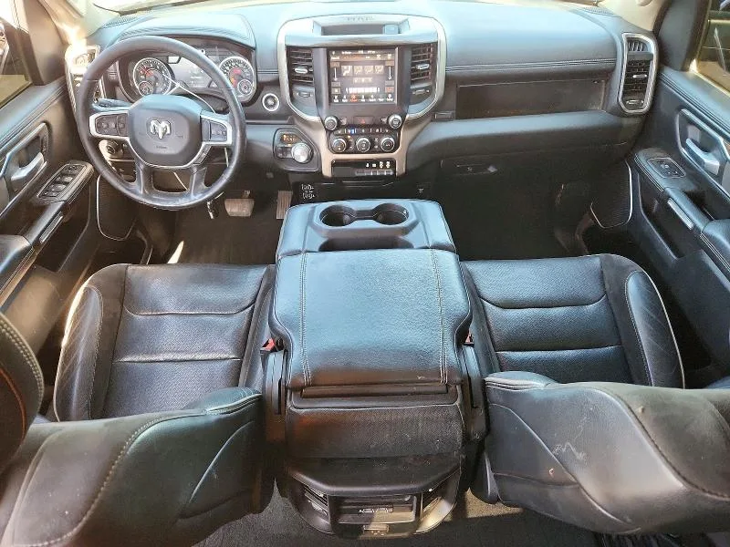 1C6SRFJT1KN505715 — 2019 RAM 1500 photo 8