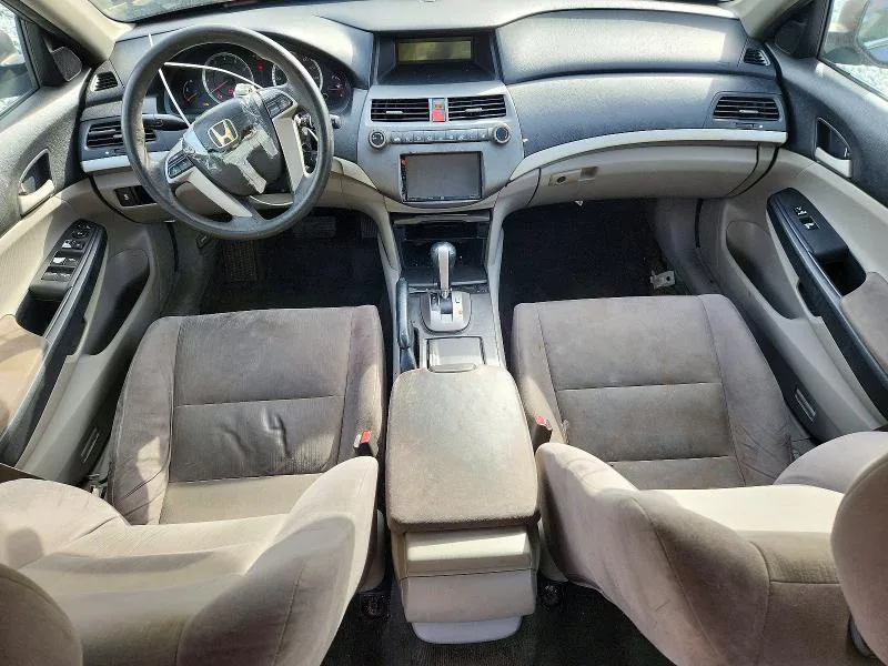 1HGCP2F38CA078340 — 2012 HONDA ACCORD photo 8