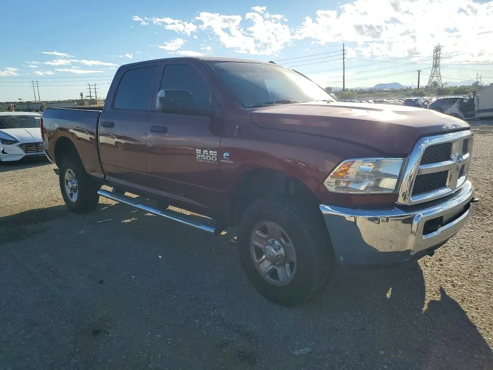3C6UR5CL5JG358659 — 2018 RAM 2500 photo 4