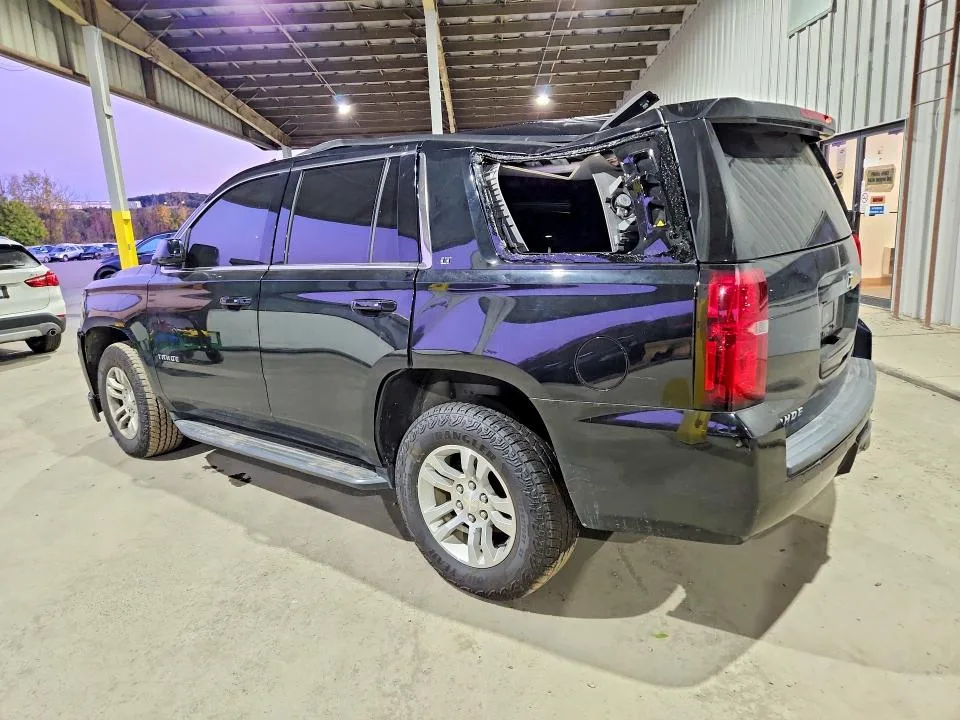 1GNSKBKCXJR388266 — 2018 CHEVROLET TAHOE photo 2