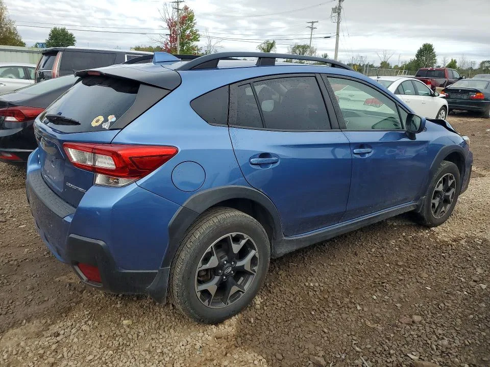 JF2GTACCXK8334530 — 2019 SUBARU CROSSTREK photo 3
