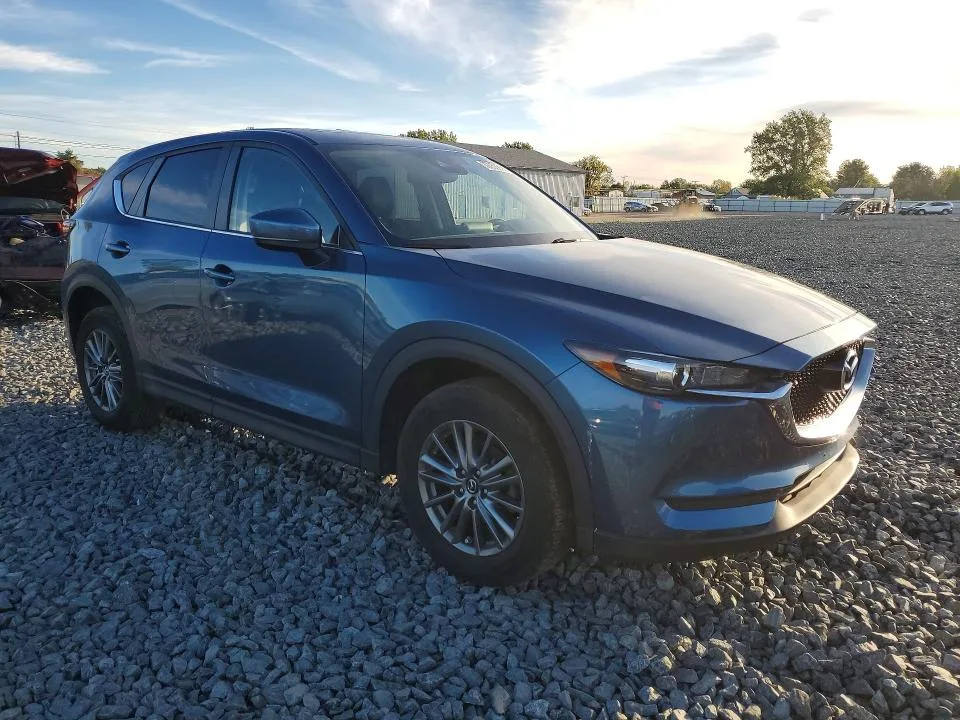 JM3KFBCL8H0183739 — 2017 MAZDA CX-5 photo 4