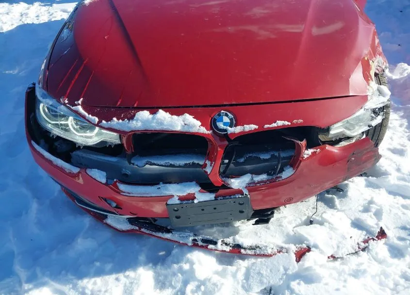 WBA8E3G54GNU05635 — 2016 BMW 328i photo 2