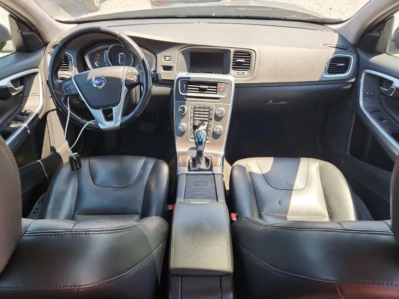 YV126MFKXF1345654 — 2015 VOLVO S60 photo 8