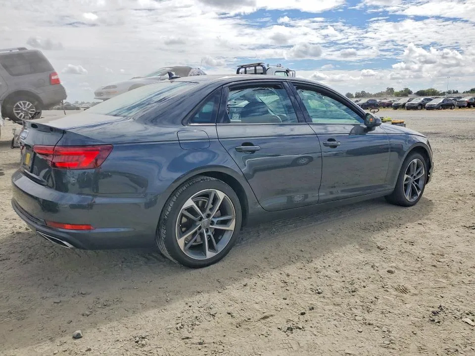 WAUGMAF42KA119116 — 2019 AUDI A4 photo 3