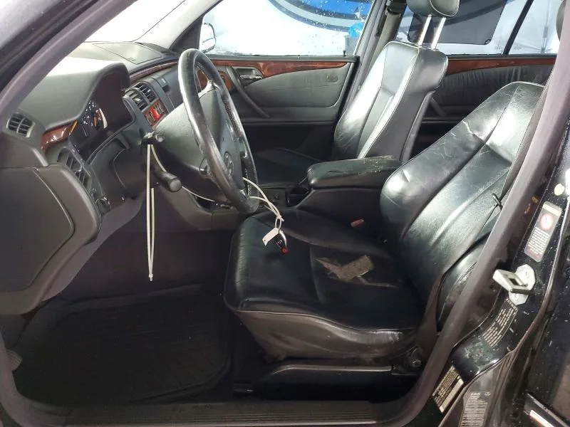 WDBJF65JX1B209631 — 2001 MERCEDES-BENZ E photo 7