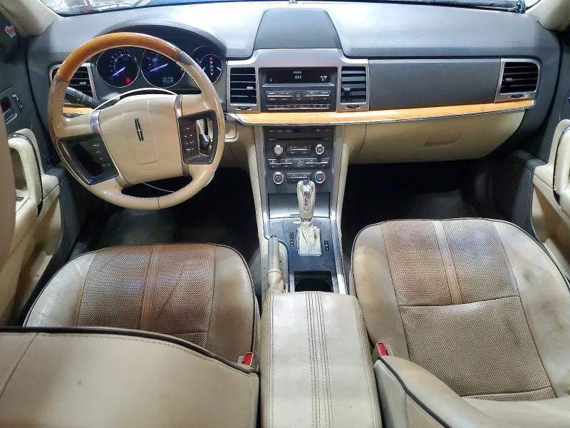 3LNHL2JCXCR831133 — 2012 LINCOLN MKZ photo 8