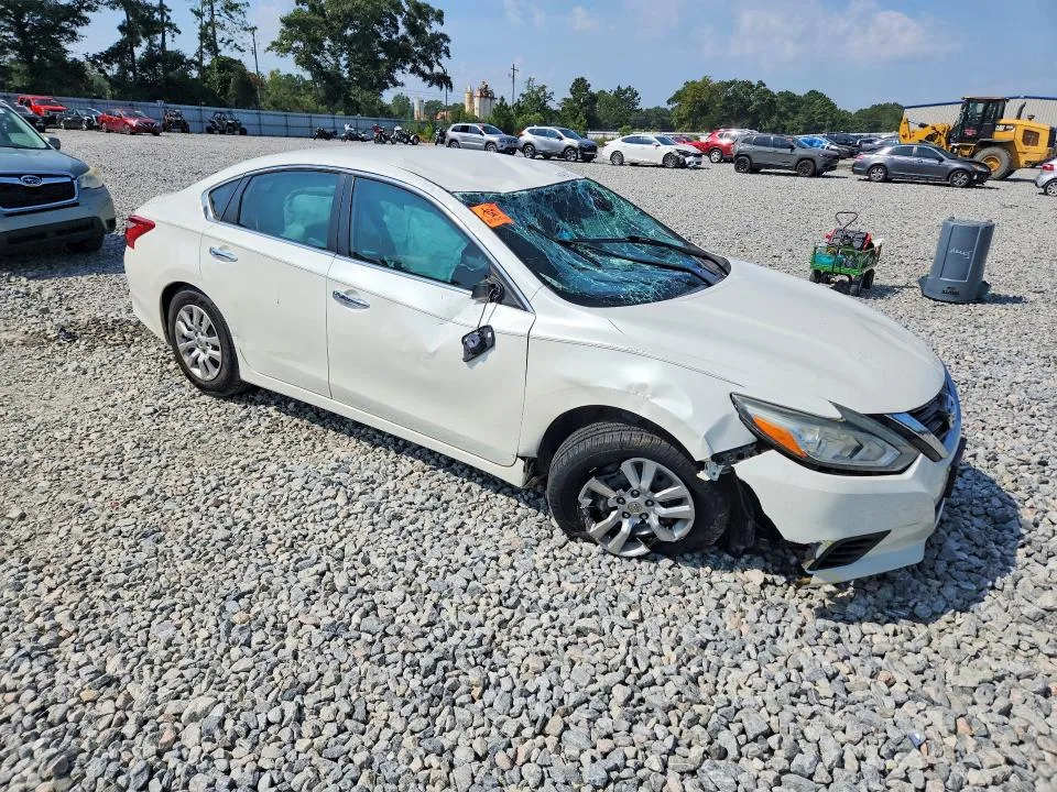 1N4AL3AP0GN355763 — 2016 NISSAN ALTIMA photo 4