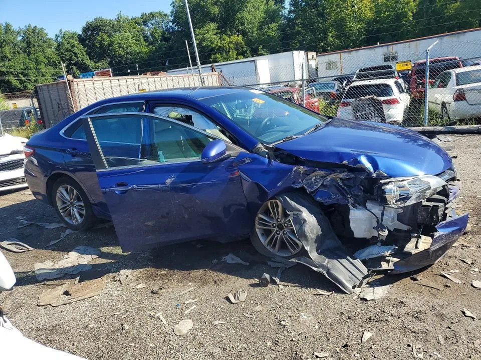 4T1BF1FK7FU975209 — 2015 TOYOTA CAMRY photo 4