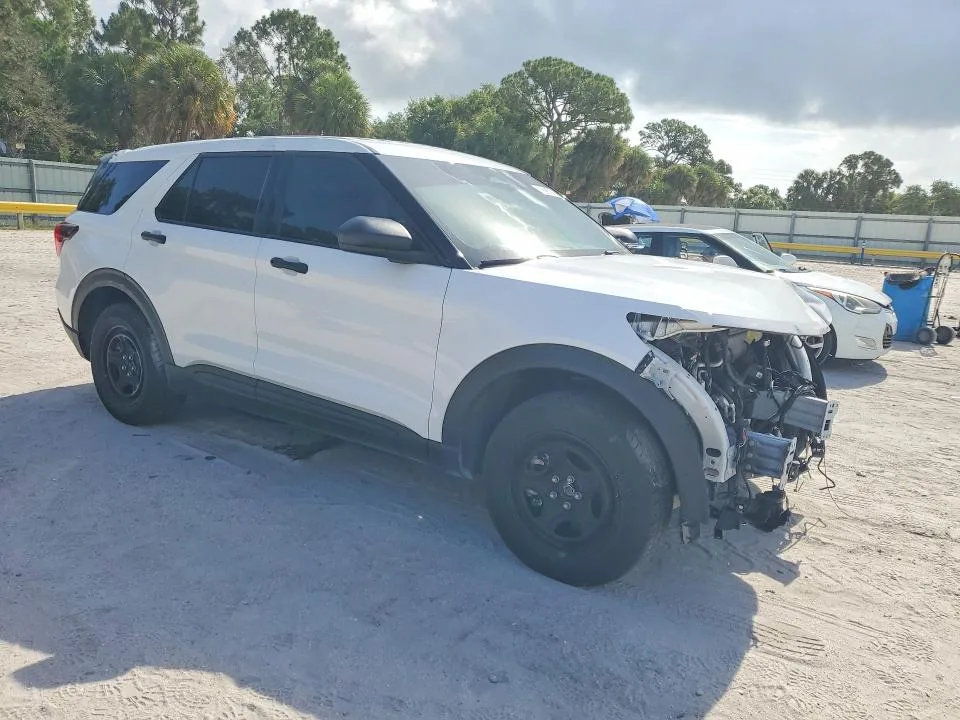 1FM5K8AB2SGA02868 — 2025 FORD EXPLORER photo 4