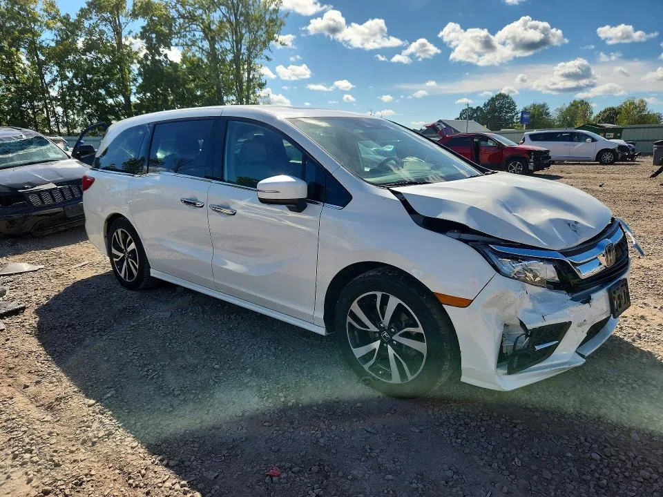 5FNRL6H99JB046336 — 2018 HONDA ODYSSEY photo 4