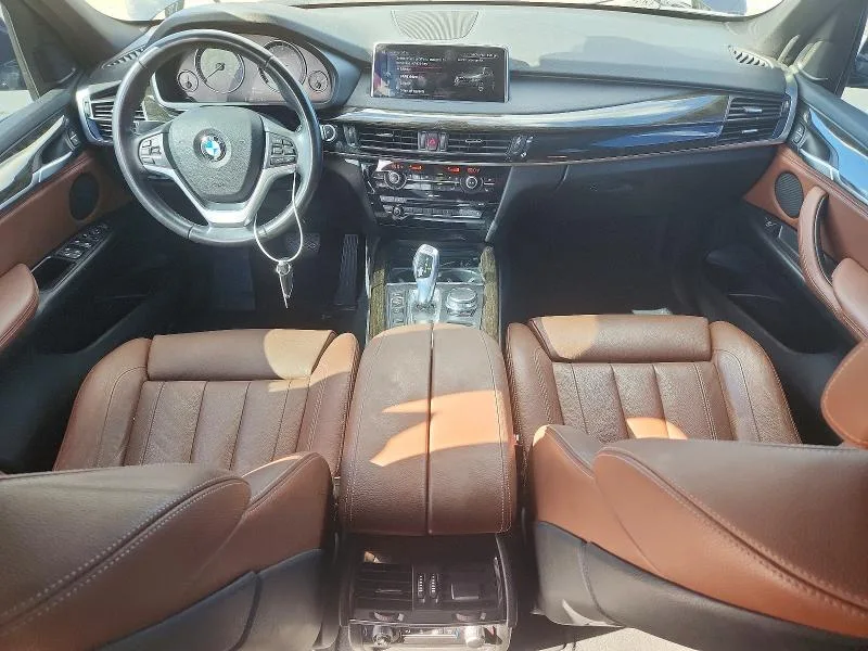 5UXKR0C36H0X80438 — 2017 BMW X5 photo 8