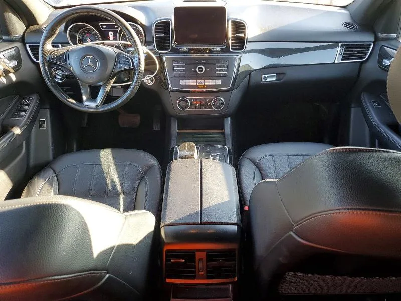 4JGDA5HB5JB085498 — 2018 MERCEDES-BENZ GLE photo 8