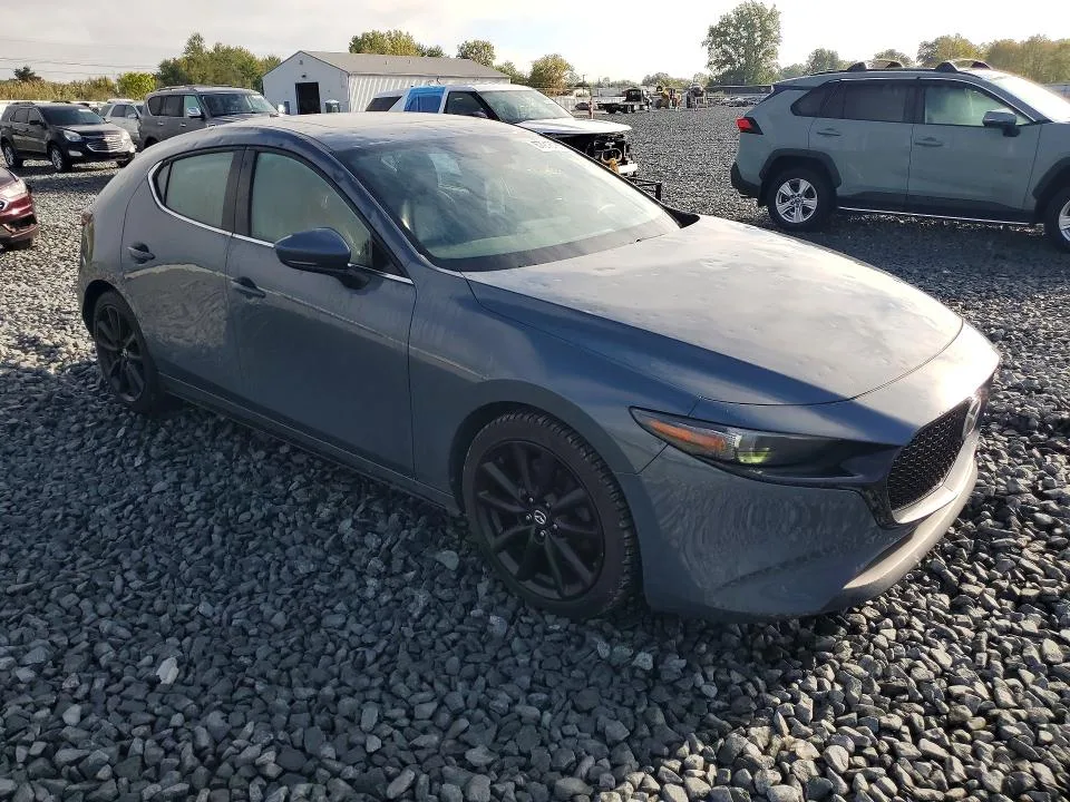 JM1BPBNM4L1174132 — 2020 MAZDA 3 photo 4