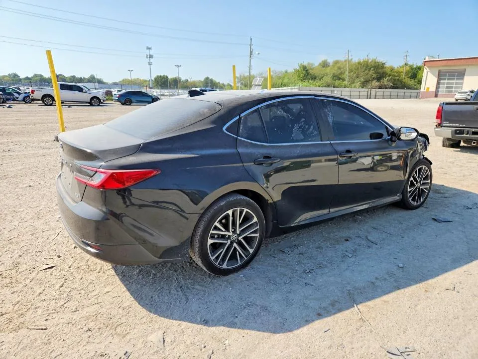 4T1DBADK5TU556892 — 2026 TOYOTA CAMRY photo 3