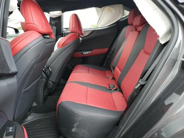 2T2KGCEZ4NC011797 — 2022 LEXUS NX photo 11