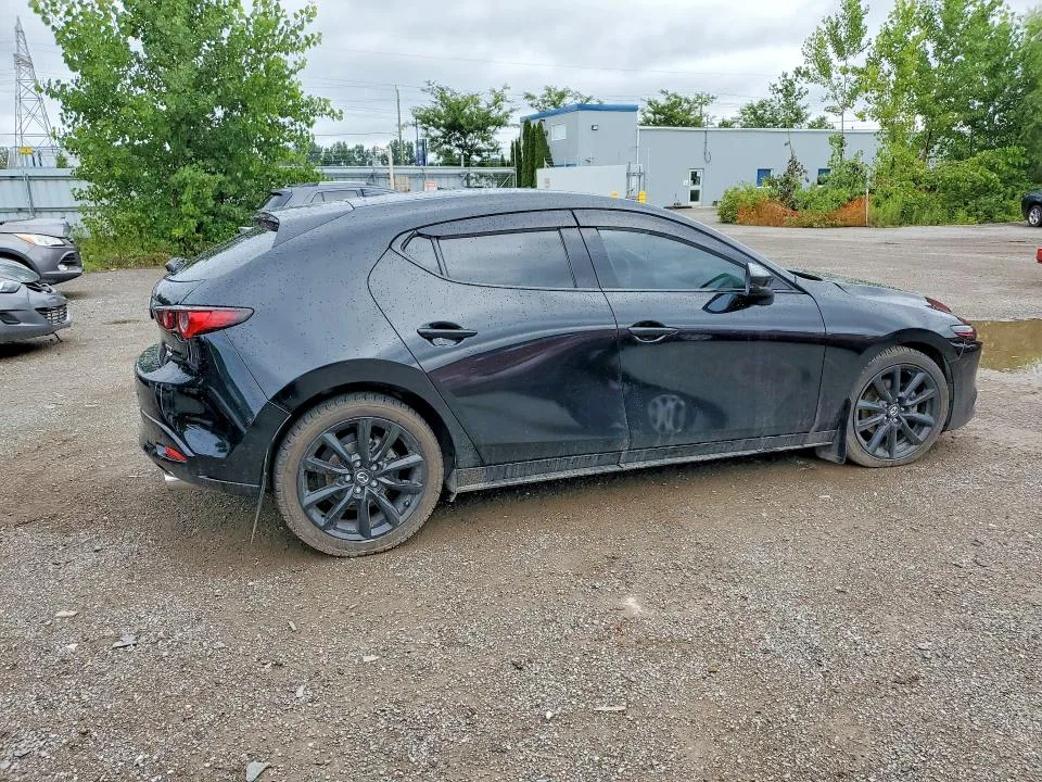 JM1BPBMY1R1654383 — 2024 MAZDA 3 photo 3