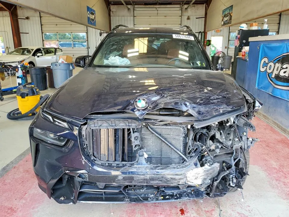 5UX33EM0XR9V87293 — 2024 BMW X7 photo 5