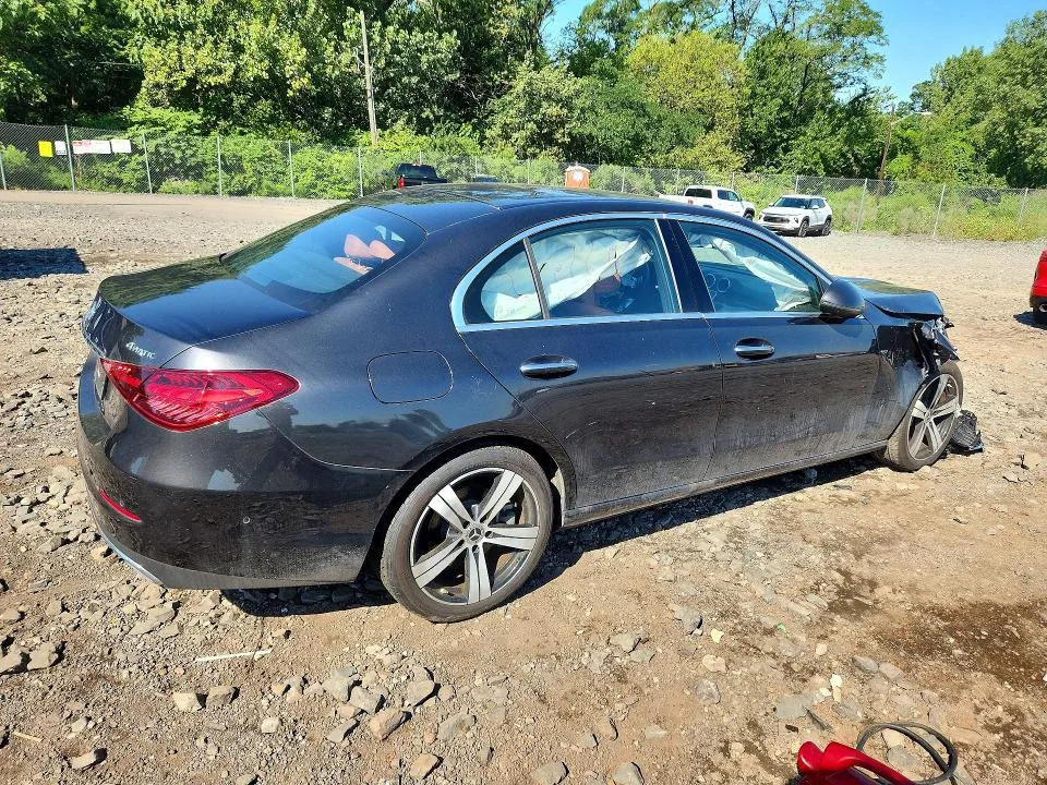 W1KAF4HB3SR242981 — 2025 MERCEDES-BENZ C photo 3