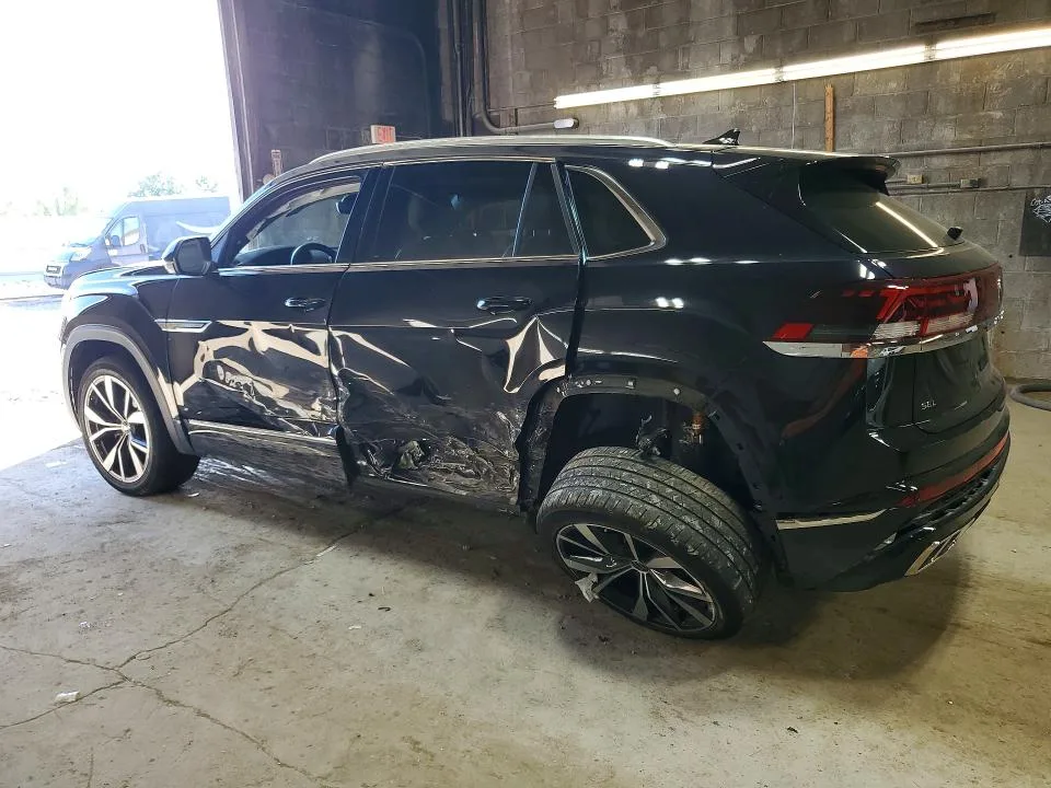 1V2FE2CA4SC203579 — 2025 VOLKSWAGEN ATLAS CROSS SPORT photo 2
