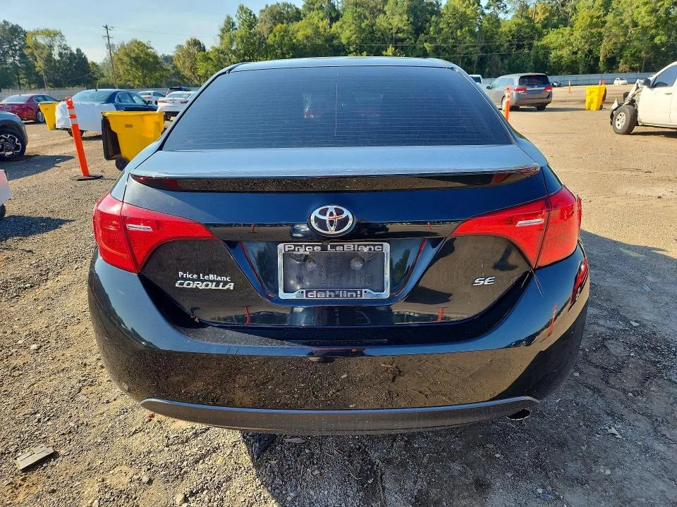 5YFBURHE1JP757658 — 2018 TOYOTA COROLLA photo 6