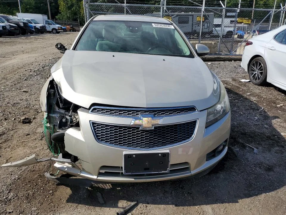 1G1PC5SB9D7139471 — 2013 CHEVROLET CRUZE photo 5