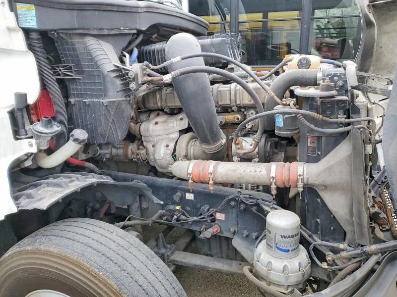 3AKJHHDR6KSKF5928 — 2019 FREIGLINER CASCADIA 126 photo 7