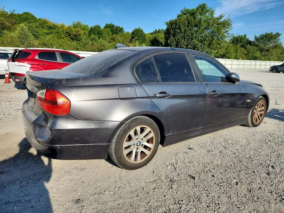 WBAVA33587PG49400 — 2007 BMW 328 photo 3