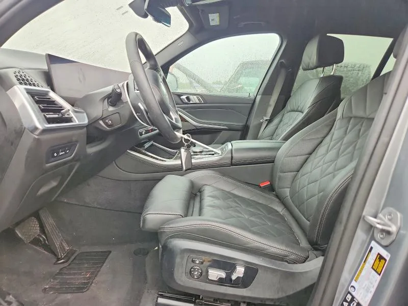 5UX23EU04R9V17963 — 2024 BMW X5 photo 7