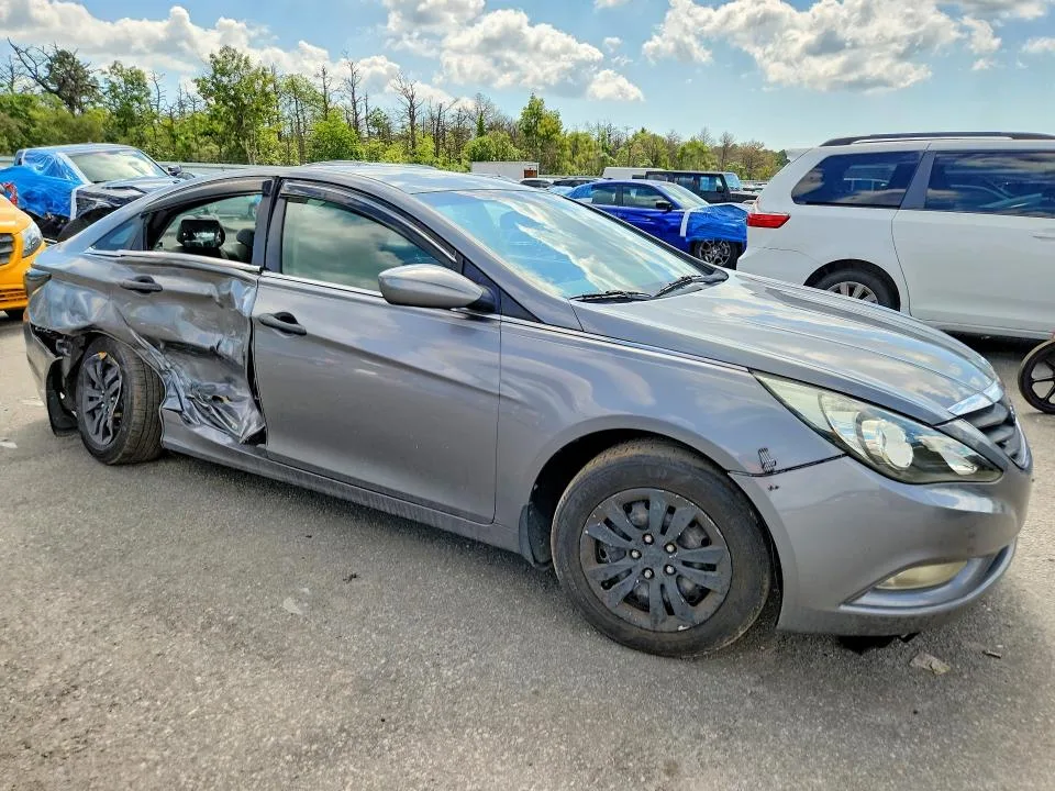5NPEB4AC5DH578507 — 2013 HYUNDAI SONATA photo 4