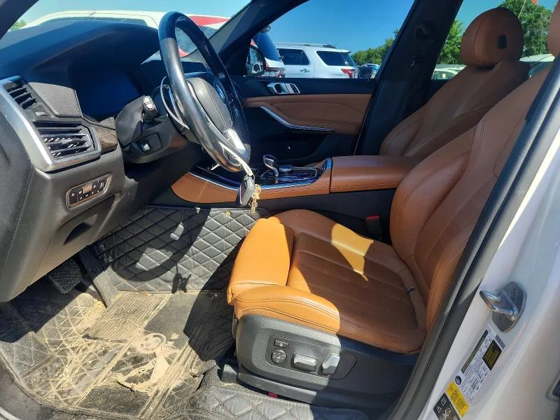 5UXCR6C53KLK81143 — 2019 BMW X5 photo 7