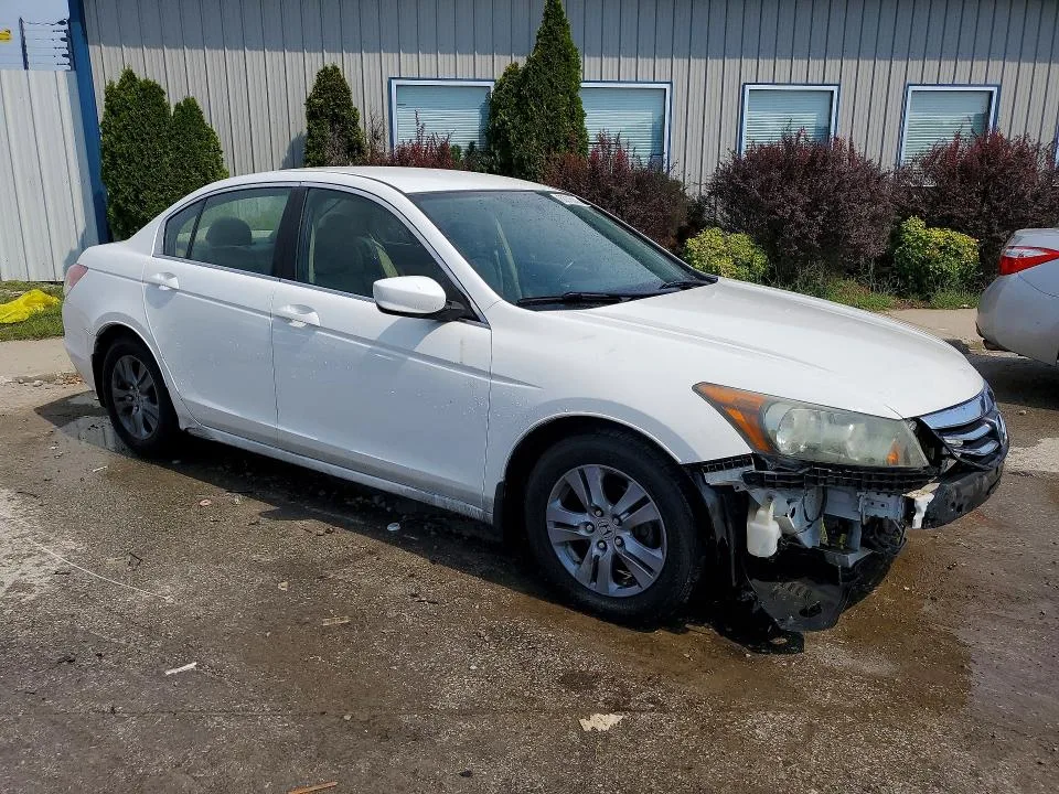 1HGCP2F62CA037454 — 2012 HONDA ACCORD photo 4