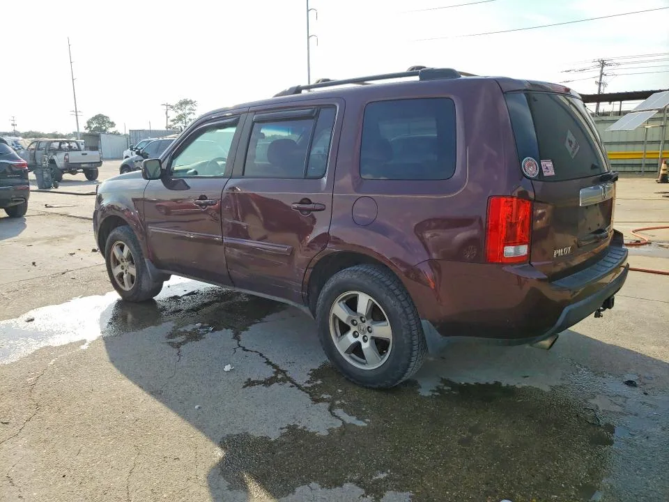 5FNYF3H41BB054308 — 2011 HONDA PILOT photo 2