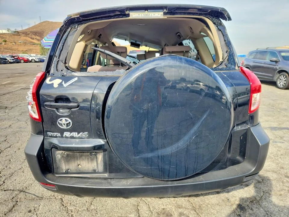 JTMZD33V576037055 — 2007 TOYOTA RAV4 photo 6