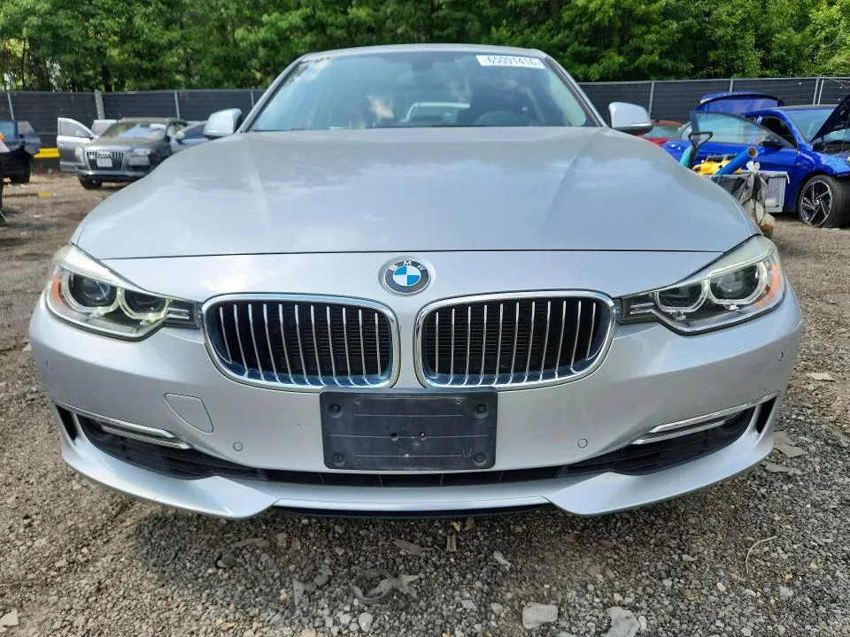 WBA3C1C56DF442217 — 2013 BMW 328 photo 5