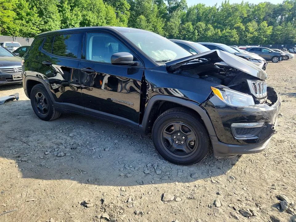 3C4NJCAB0MT514265 — 2021 JEEP COMPASS photo 4