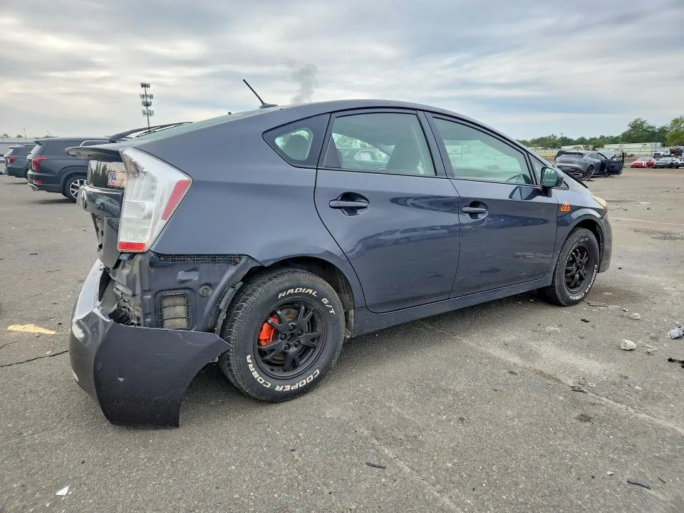 JTDKN3DU8A0054804 — 2010 TOYOTA PRIUS photo 3